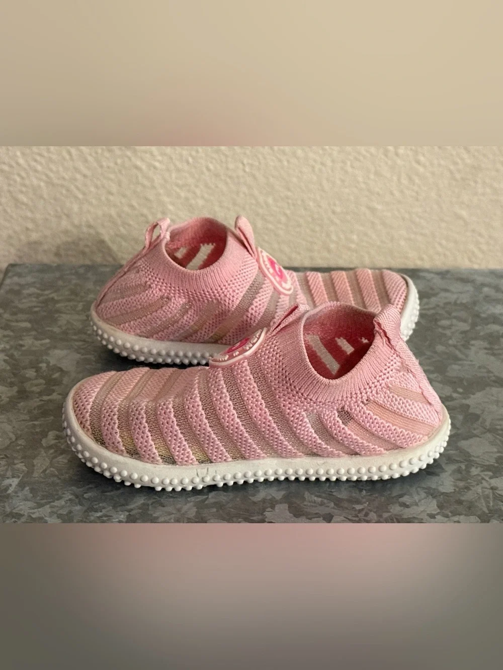 BM City Kids Pink Slip-On Mesh Sneakers, Size 4